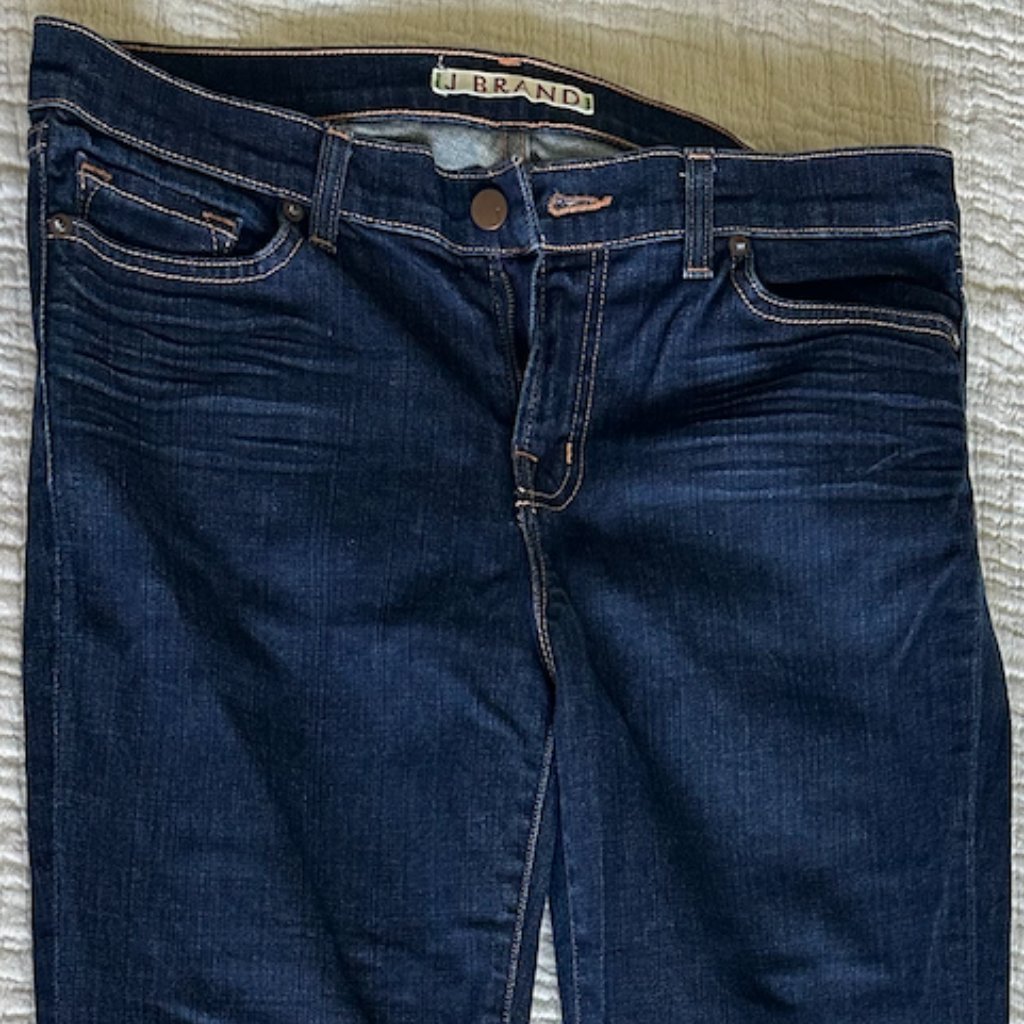 J Brand The Scoot Leg In Ink Flare Denim